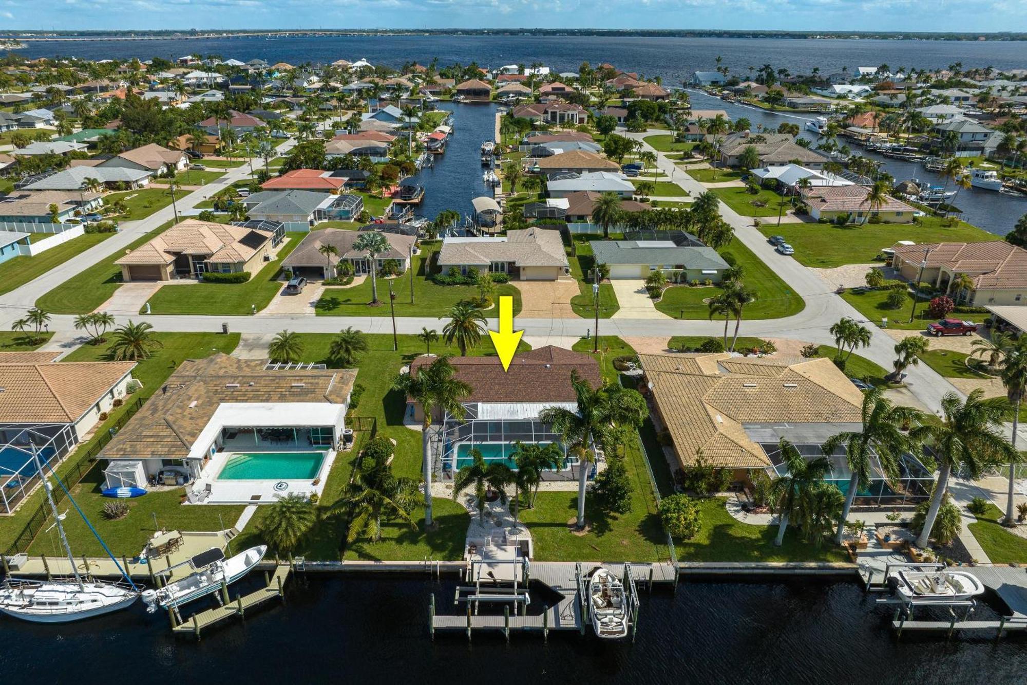 Direct Gulf Access & Heated Pool -Villa Hip Nautic - Roelens Vacations Cape Coral Exterior photo